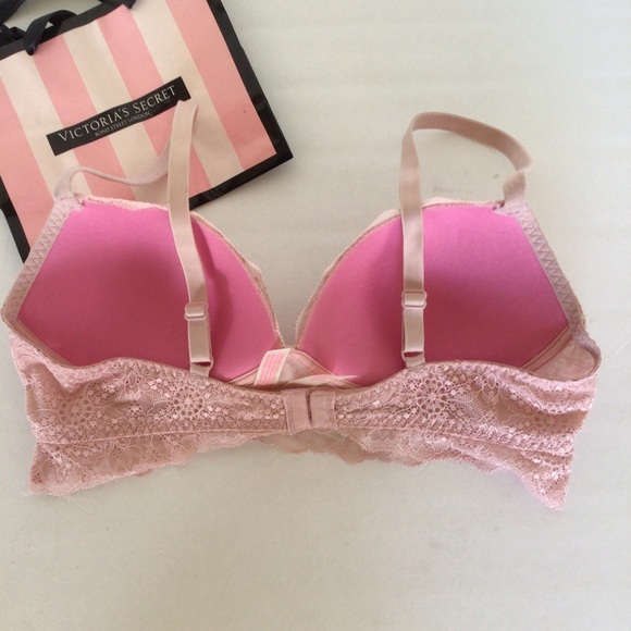 PINK VICTORIAS SECRET LACE WIRELESS PUSH UP BRA SIZE MEDIUM - Picture 2 of 16